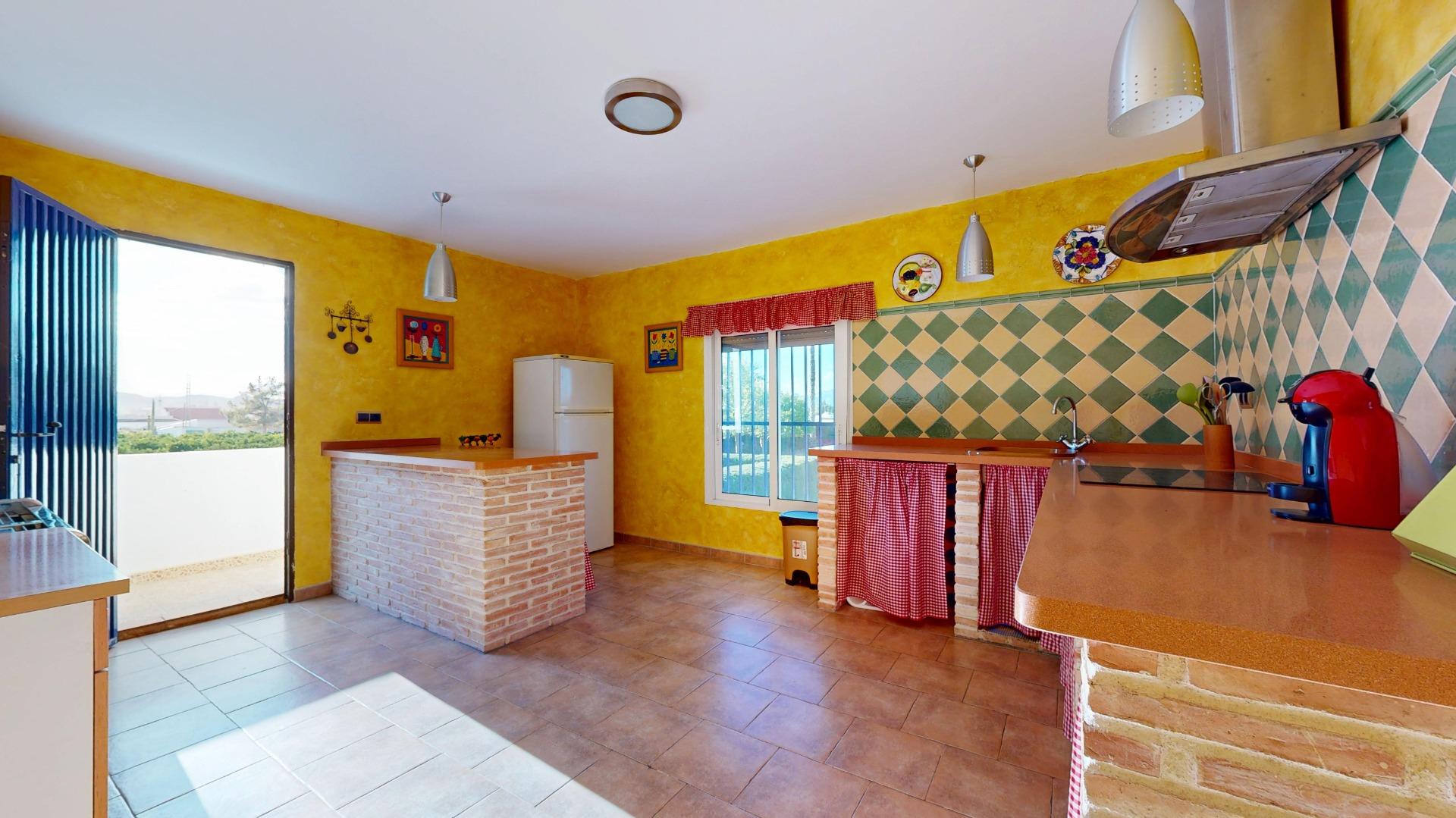For sale - 4 Bedroom 1 Bathroom Villa in Orihuela - Orihuela  - Alicante