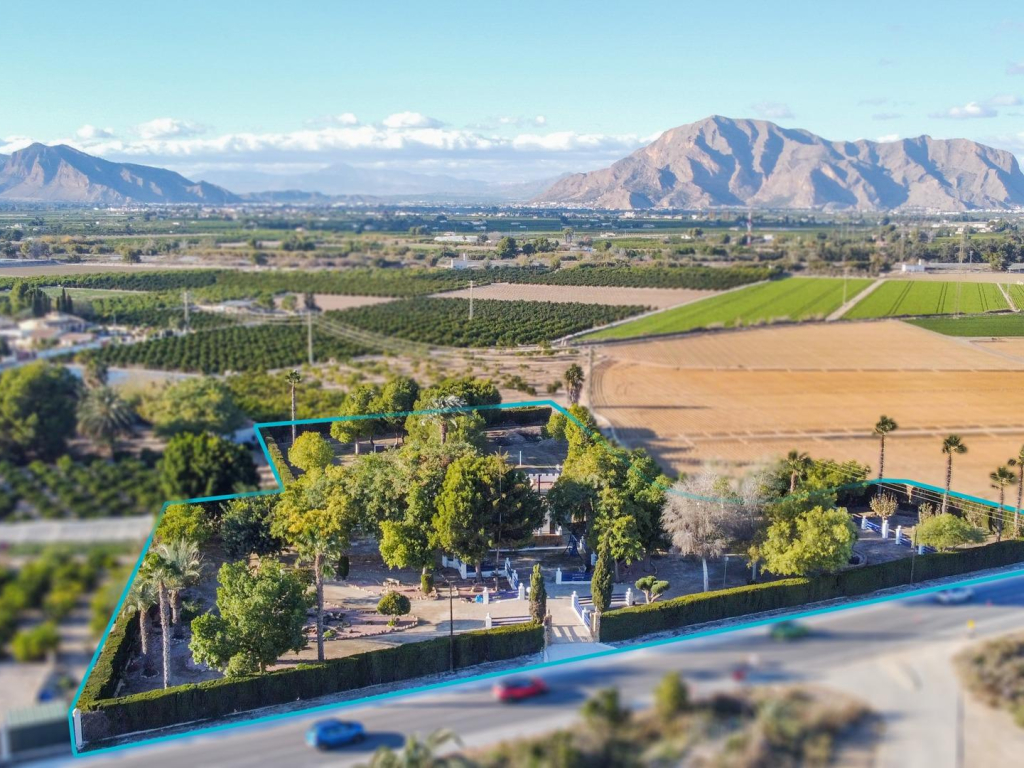 4 Bedroom 1 Bathroom Villa in Orihuela