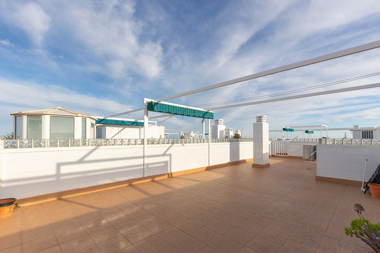 For sale - 2 Bedroom 1 Bathroom Apartment in Orihuela Costa - Playa Flamenca  - Alicante