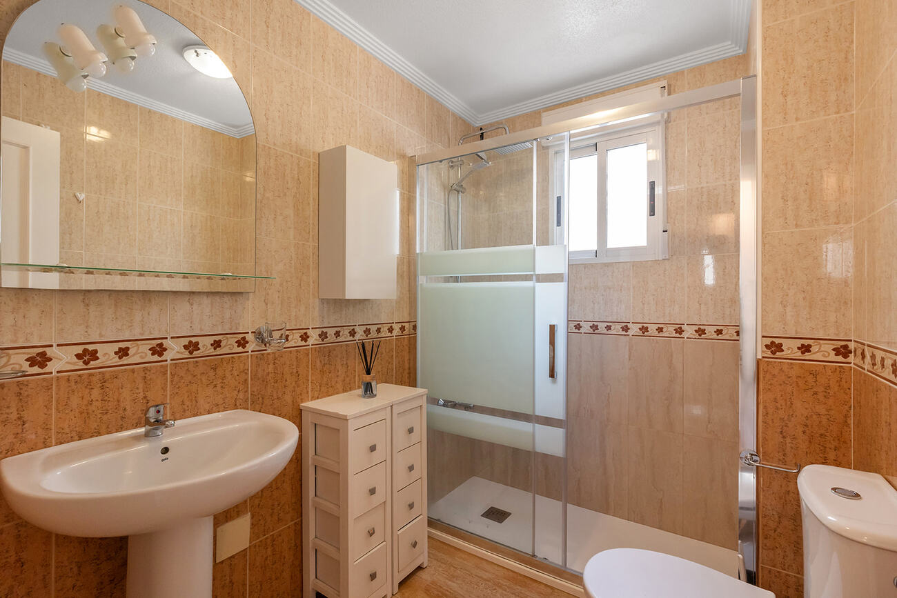 For sale - 2 Bedroom 1 Bathroom Apartment in Orihuela Costa - Playa Flamenca  - Alicante