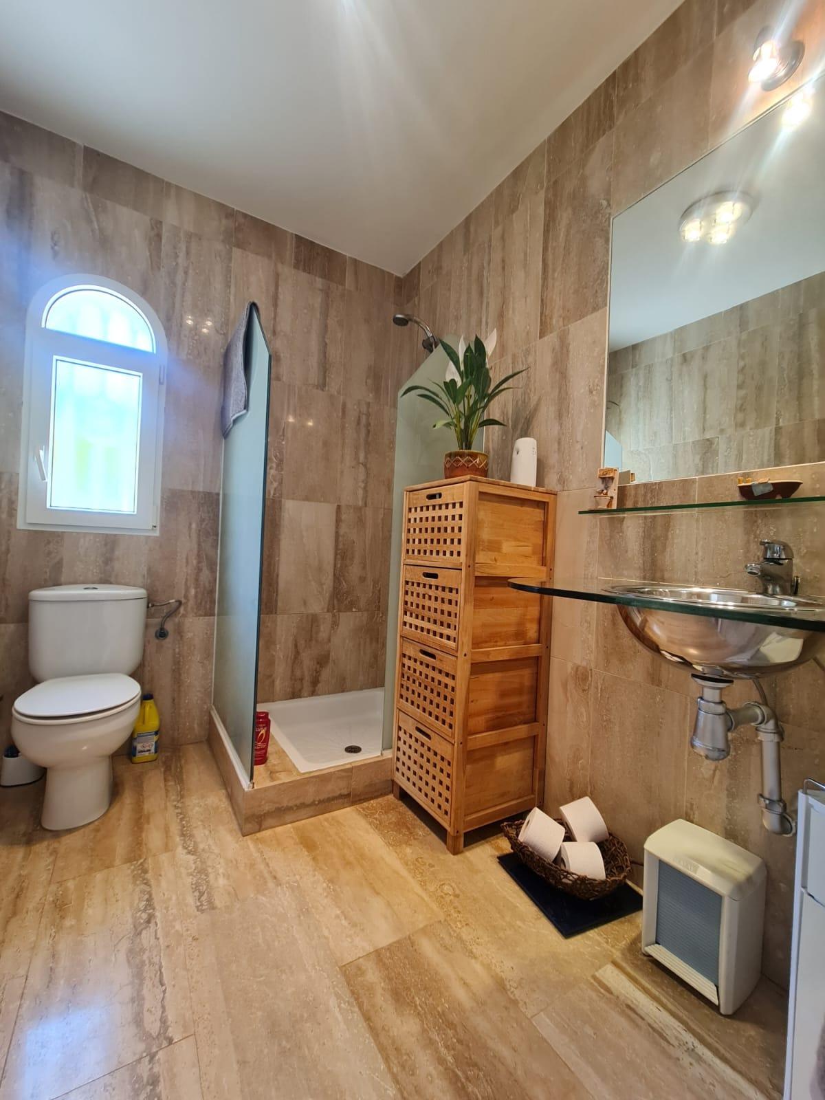 For sale - 3 Bedroom 2 Bathroom Villa in Orihuela Costa - Lomas De Campoamor-las Ramblas  - Alicante