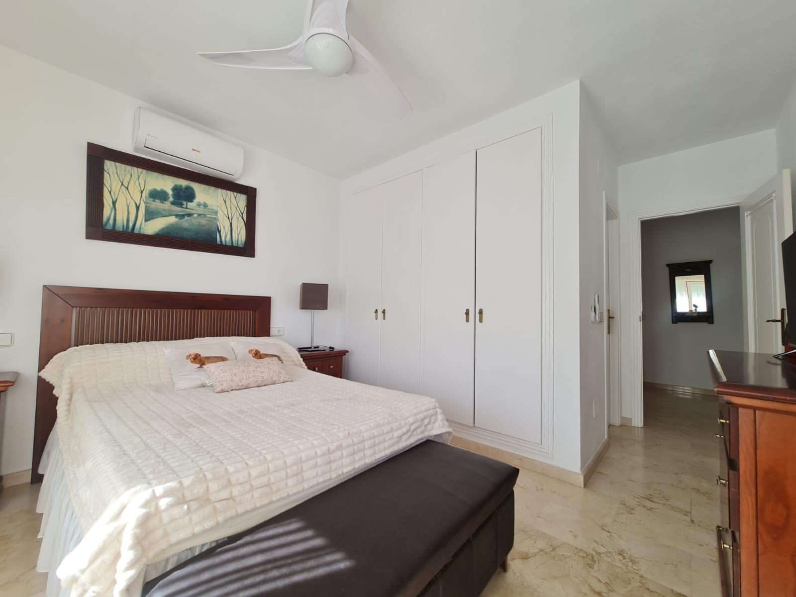 For sale - 3 Bedroom 2 Bathroom Villa in Orihuela Costa - Lomas De Campoamor-las Ramblas  - Alicante