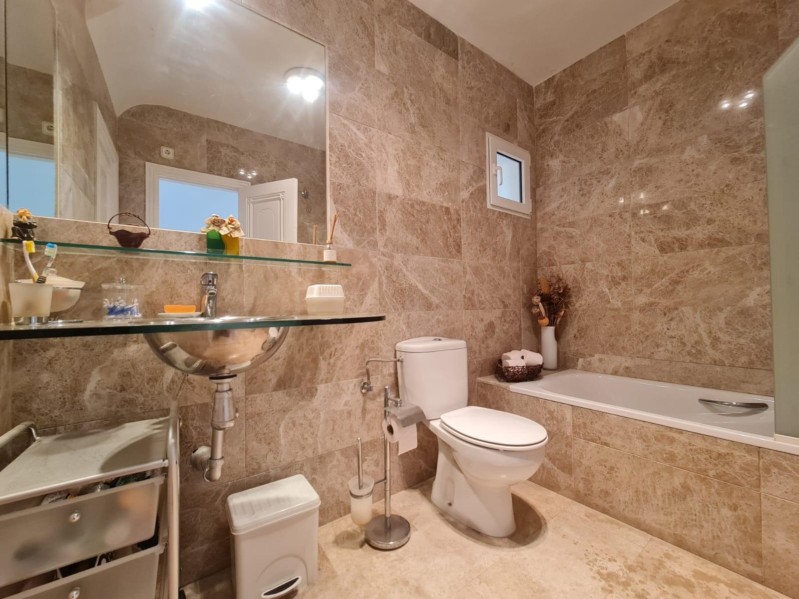 For sale - 3 Bedroom 2 Bathroom Villa in Orihuela Costa - Lomas De Campoamor-las Ramblas  - Alicante