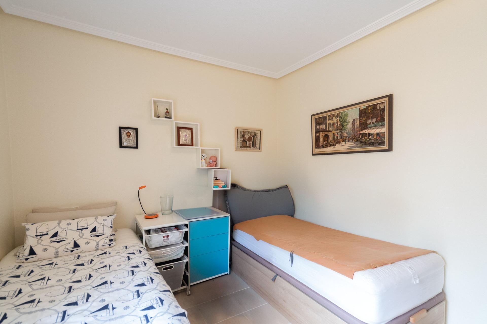 For sale - 2 Bedroom 2 Bathroom Town House in Orihuela Costa - Los Dolses  - Alicante