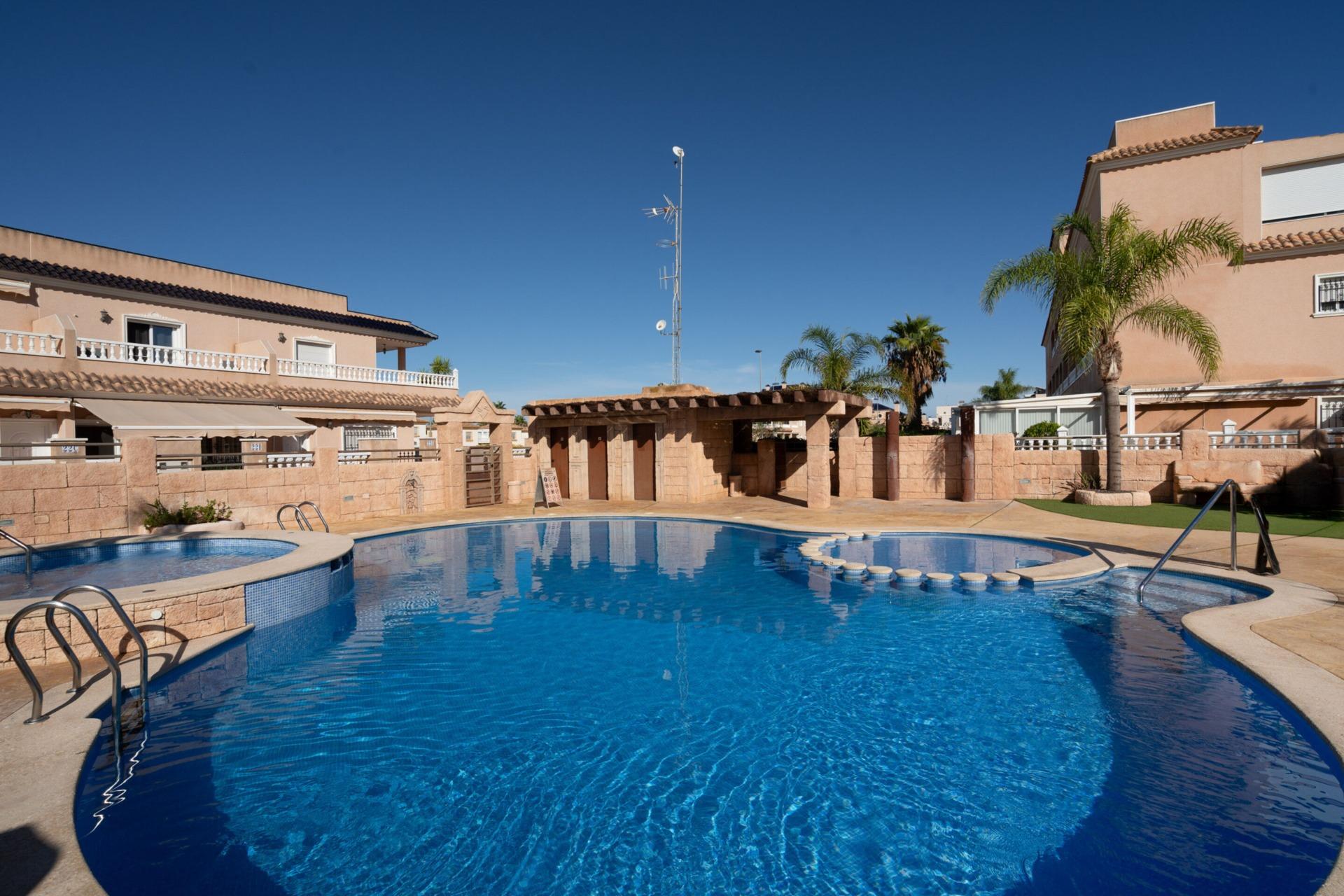 For sale - 2 Bedroom 2 Bathroom Town House in Orihuela Costa - Los Dolses  - Alicante