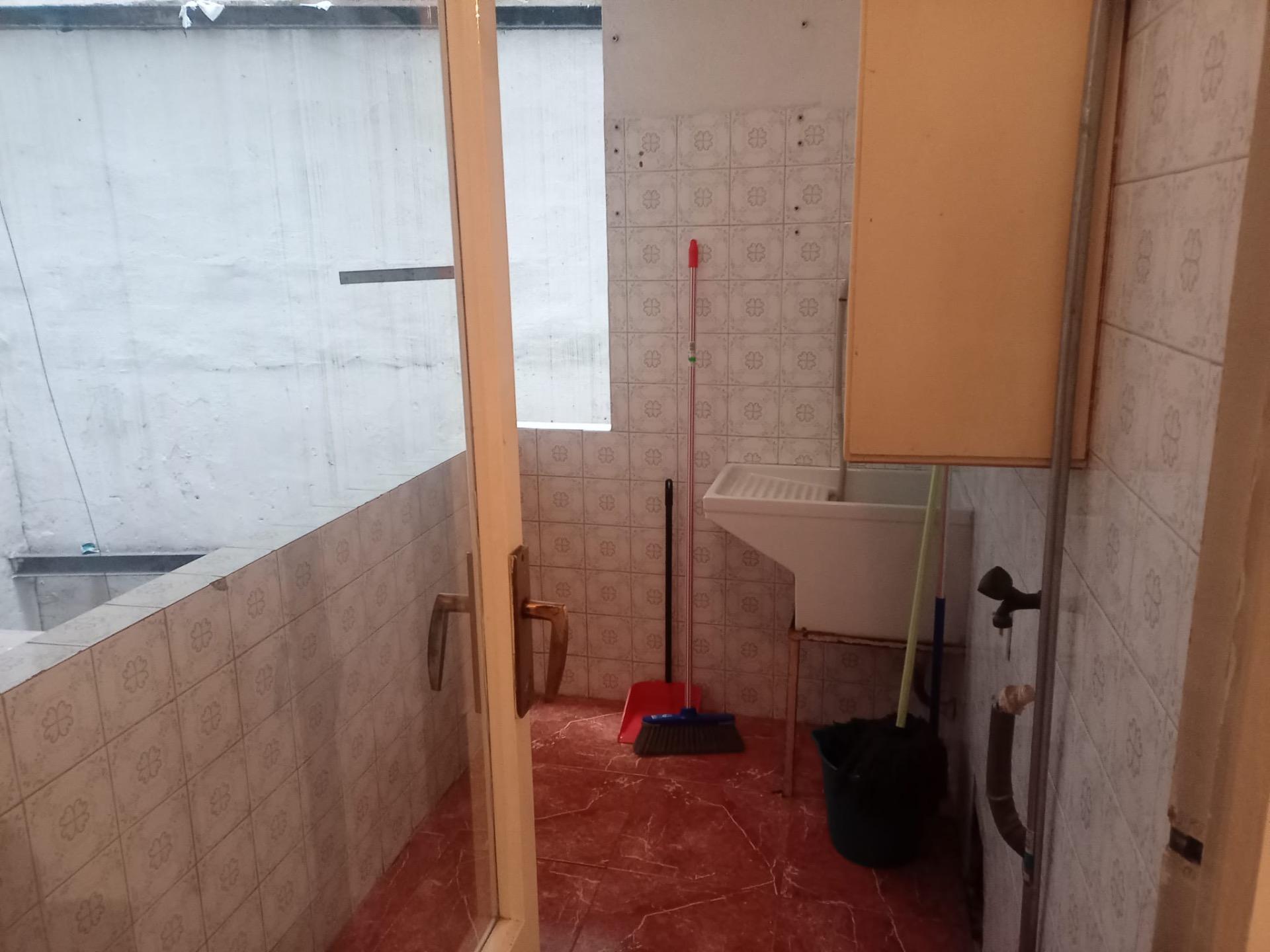 For sale - 3 Bedroom 1 Bathroom Apartment in Orihuela - Orihuela Ciudad  - Alicante