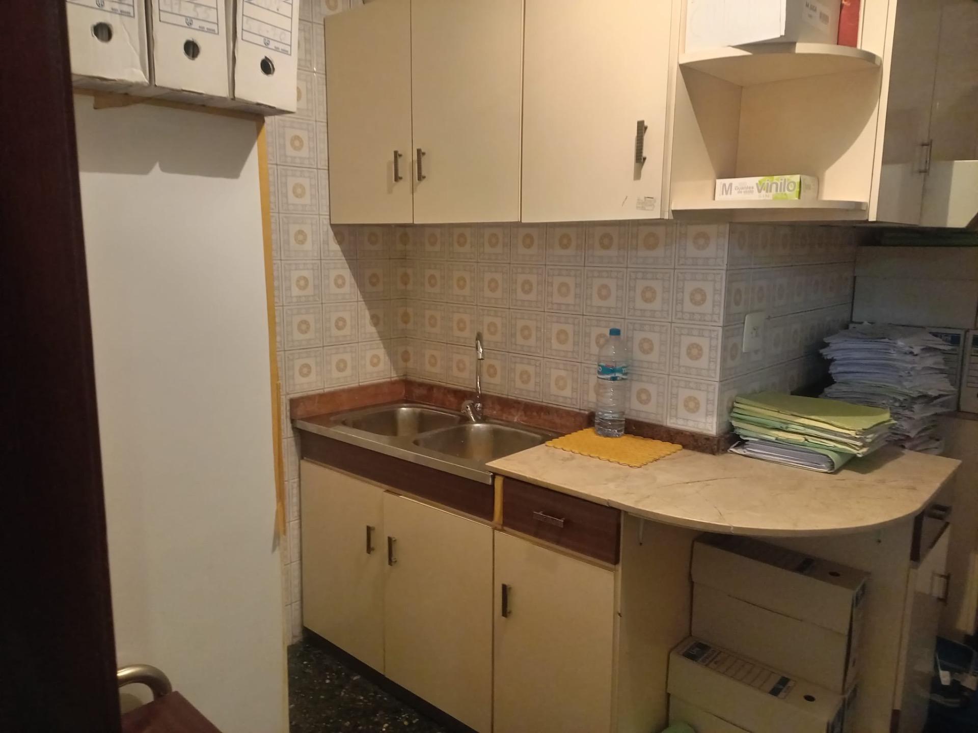 For sale - 3 Bedroom 1 Bathroom Apartment in Orihuela - Orihuela Ciudad  - Alicante