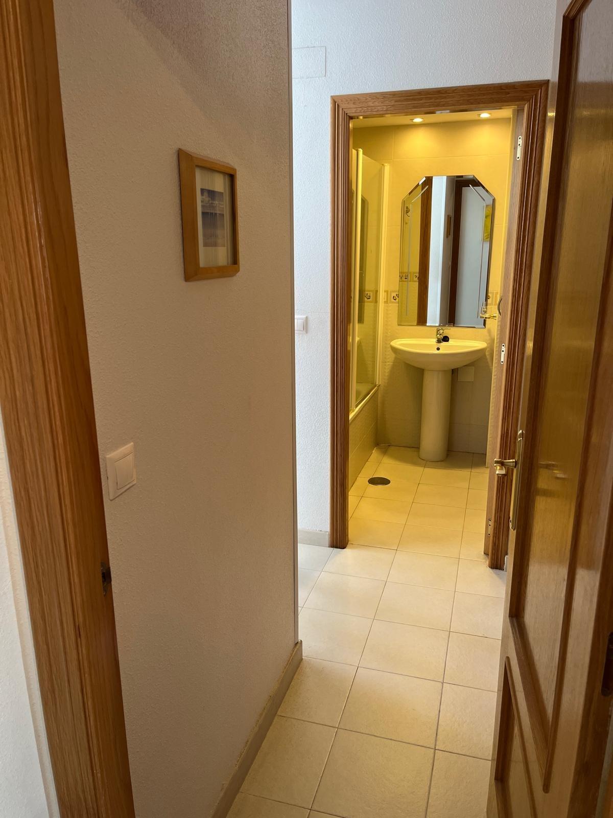 For sale - 3 Bedroom 2 Bathroom Apartment in Orihuela Costa - Campoamor  - Alicante