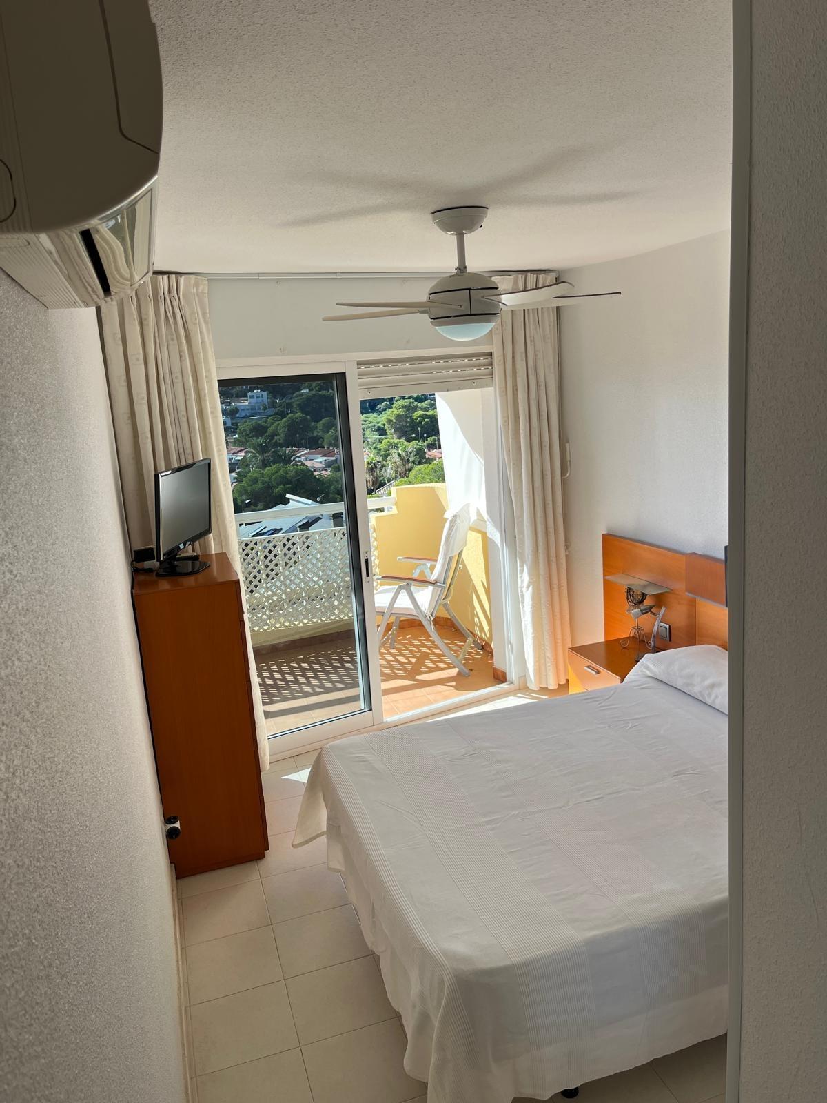 For sale - 3 Bedroom 2 Bathroom Apartment in Orihuela Costa - Campoamor  - Alicante