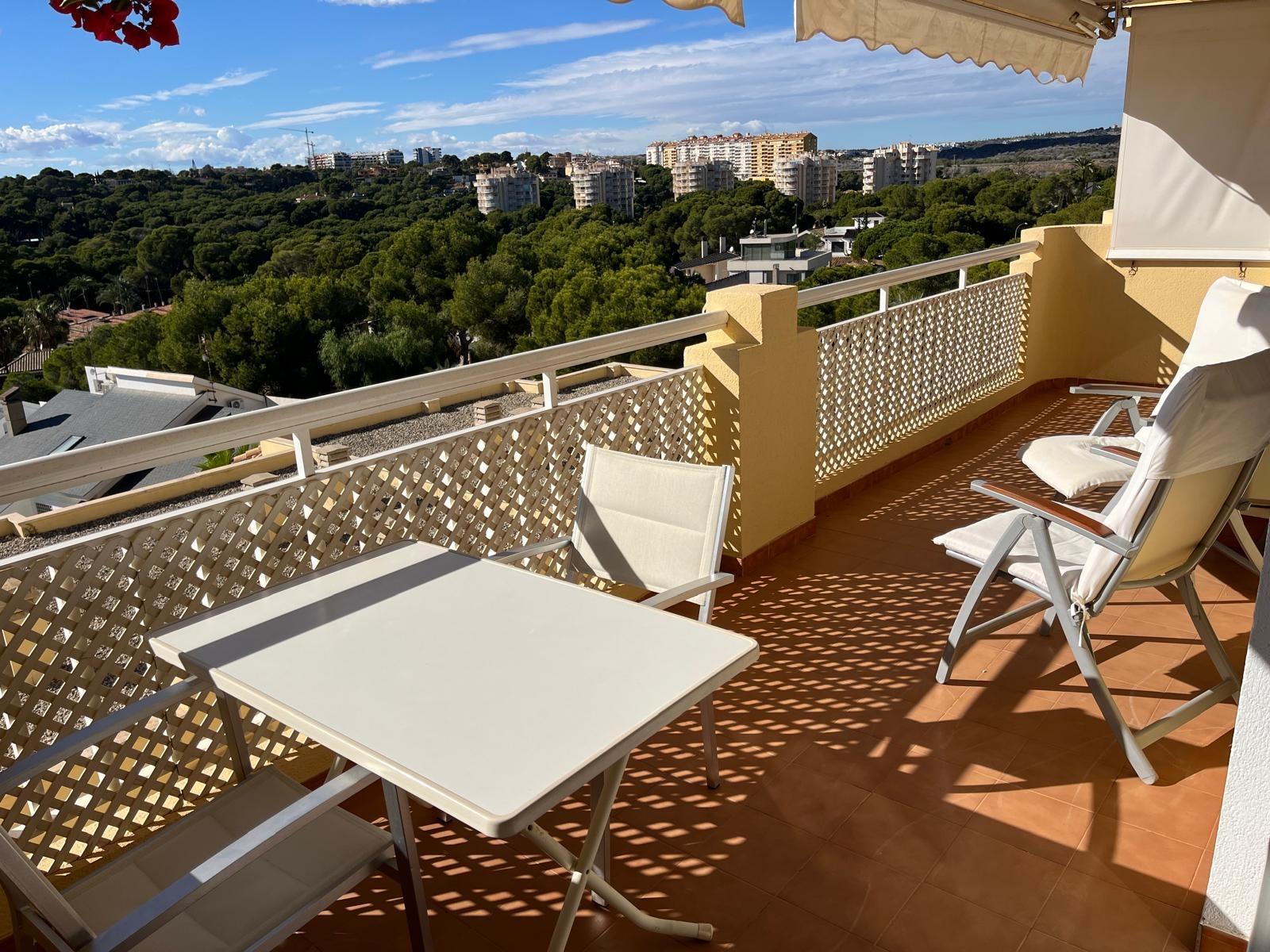 For sale - 3 Bedroom 2 Bathroom Apartment in Orihuela Costa - Campoamor  - Alicante
