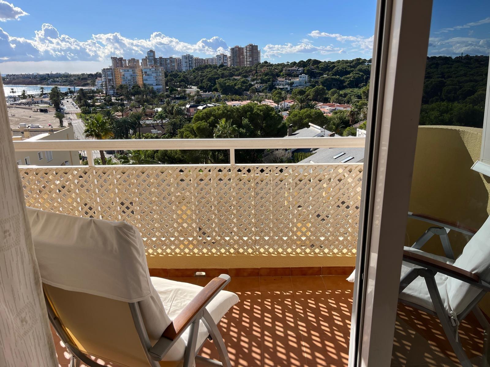 For sale - 3 Bedroom 2 Bathroom Apartment in Orihuela Costa - Campoamor  - Alicante