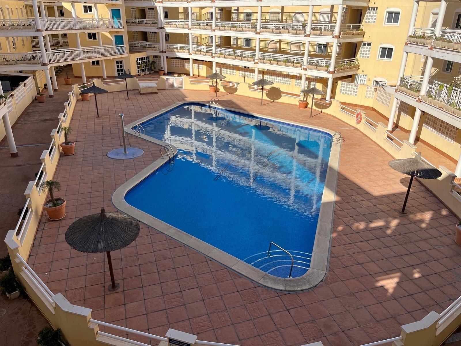 For sale - 3 Bedroom 2 Bathroom Apartment in Orihuela Costa - Campoamor  - Alicante