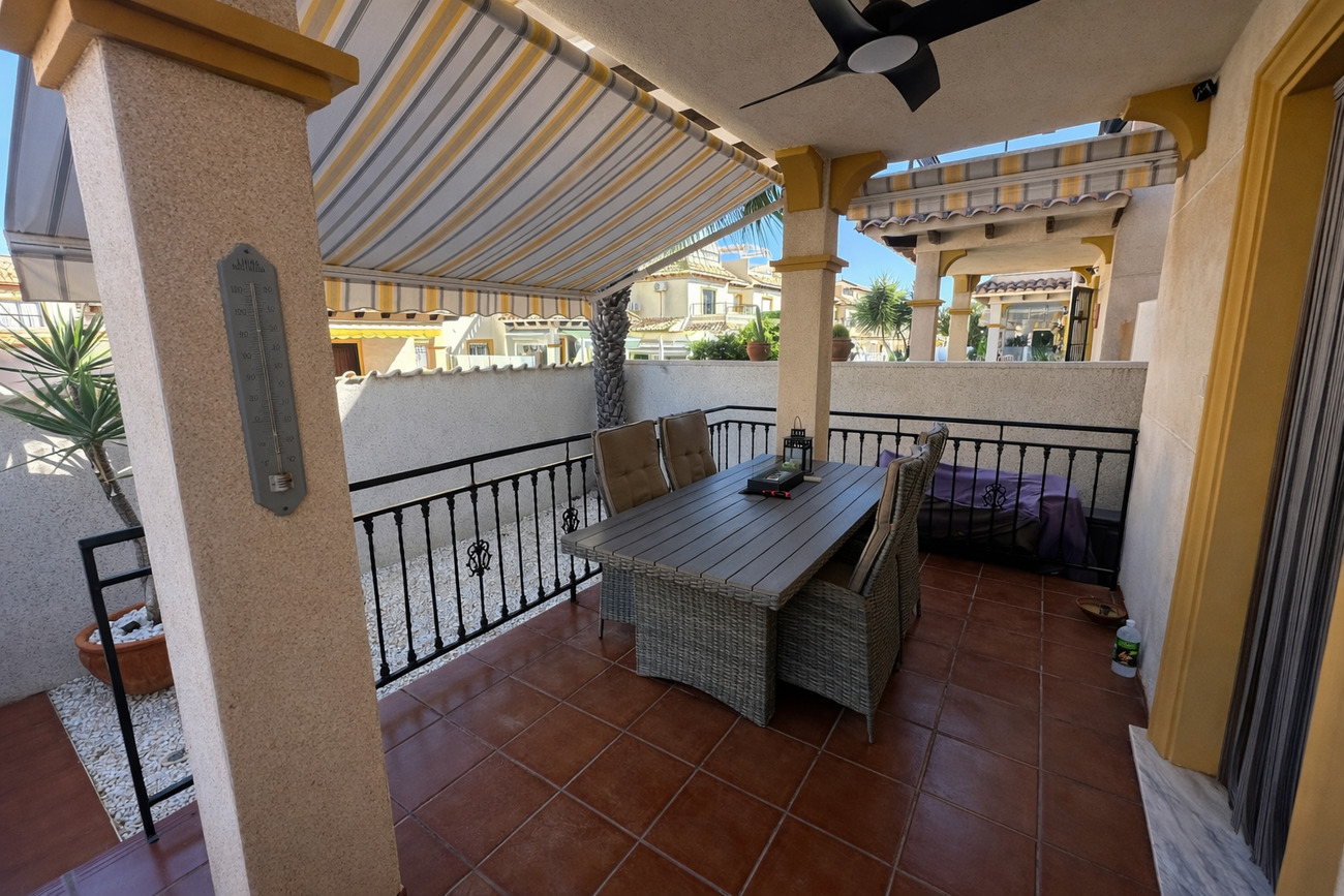 For sale - 2 Bedroom 1 Bathroom Quad House in La Zenia - Villa's San Jose IV  - Alicante