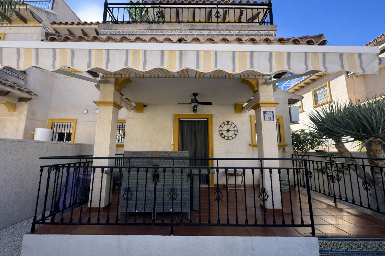 For sale - 2 Bedroom 1 Bathroom Quad House in La Zenia - Villa's San Jose IV  - Alicante