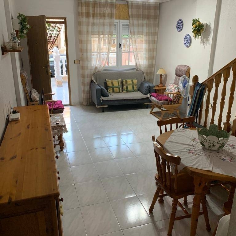4 Bedroom 2 Bathroom Duplex in Pilar de La Horadada
