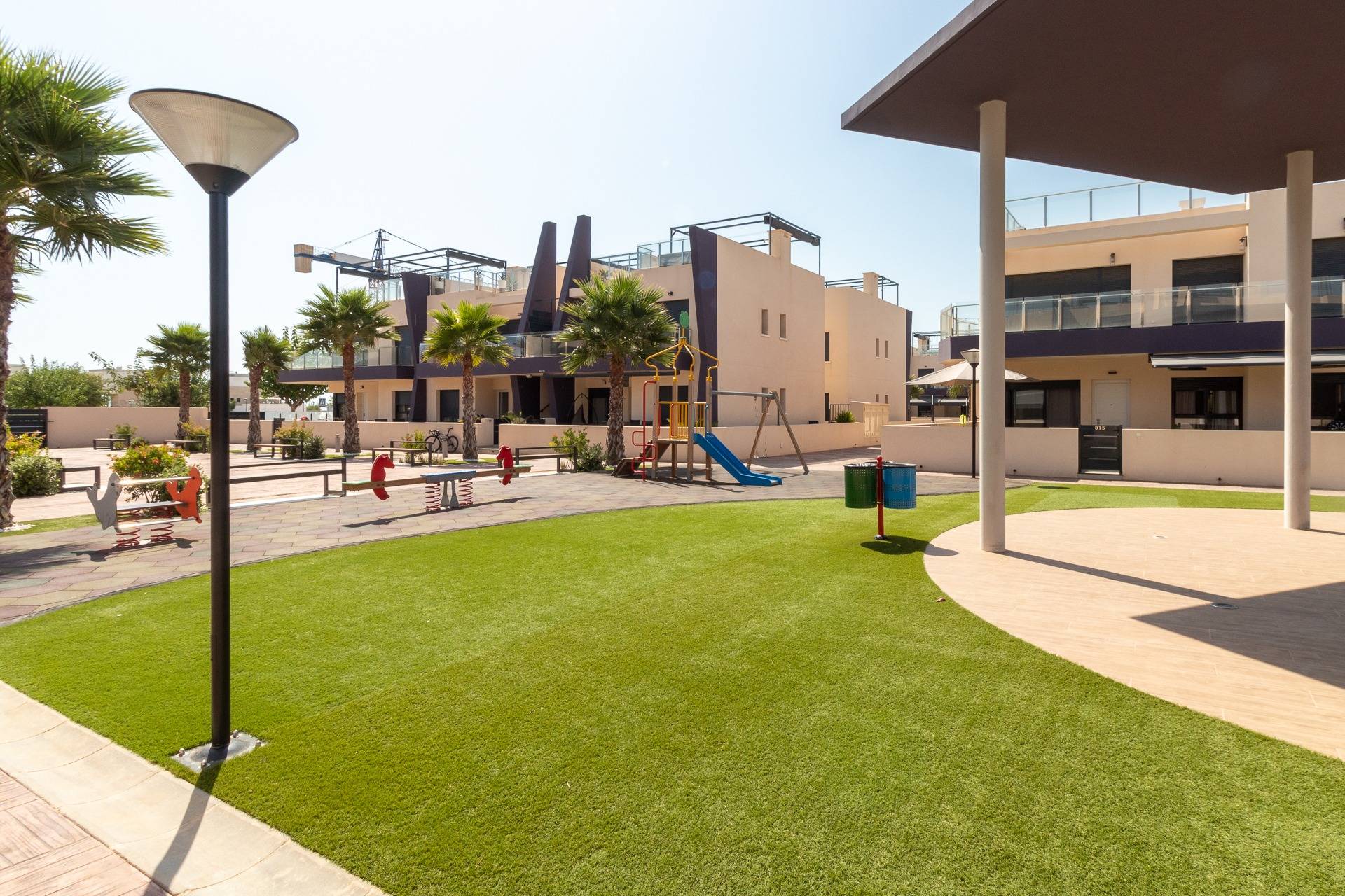 For sale - 2 Bedroom 2 Bathroom Apartment in Pilar de La Horadada - La Torre De La Horadada  - Alicante