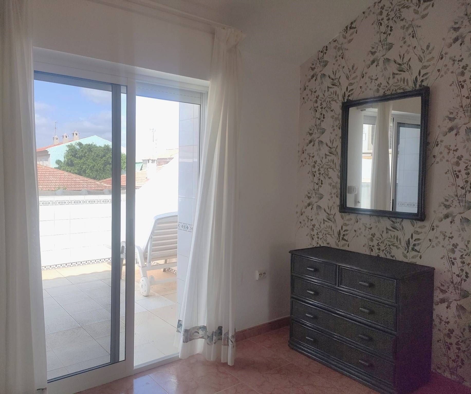 For sale - 4 Bedroom 3 Bathroom Town House in Pilar de La Horadada - Torre de la Horadada  - Alicante