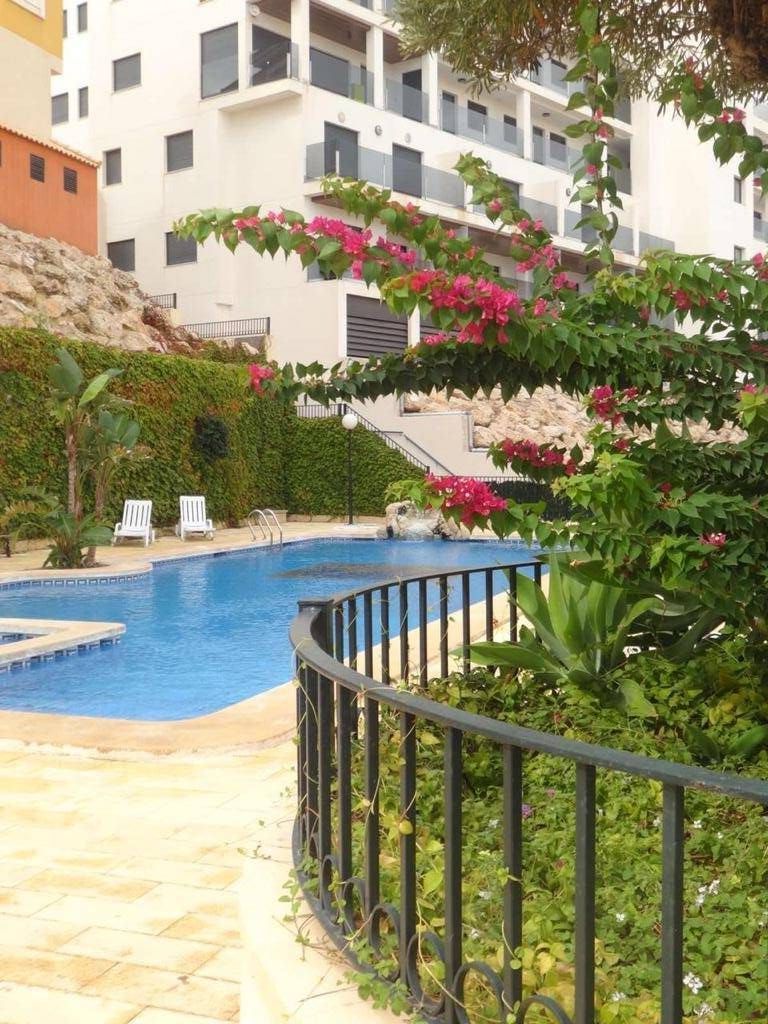 For sale - 3 Bedroom 2 Bathroom Apartment in Orihuela Costa - Altos De Campoamor  - Alicante