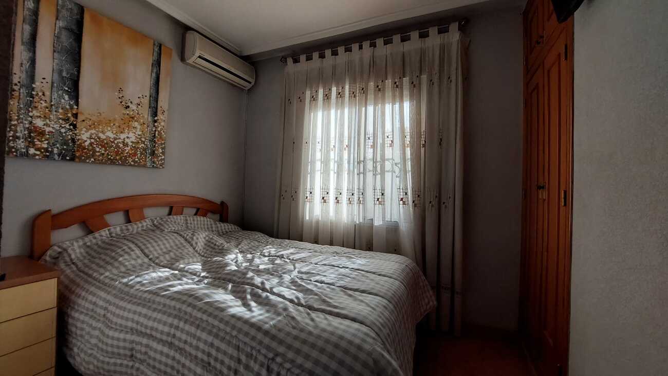 For sale - 2 Bedroom 1 Bathroom Quad House in Orihuela Costa - Punta Prima  - Alicante