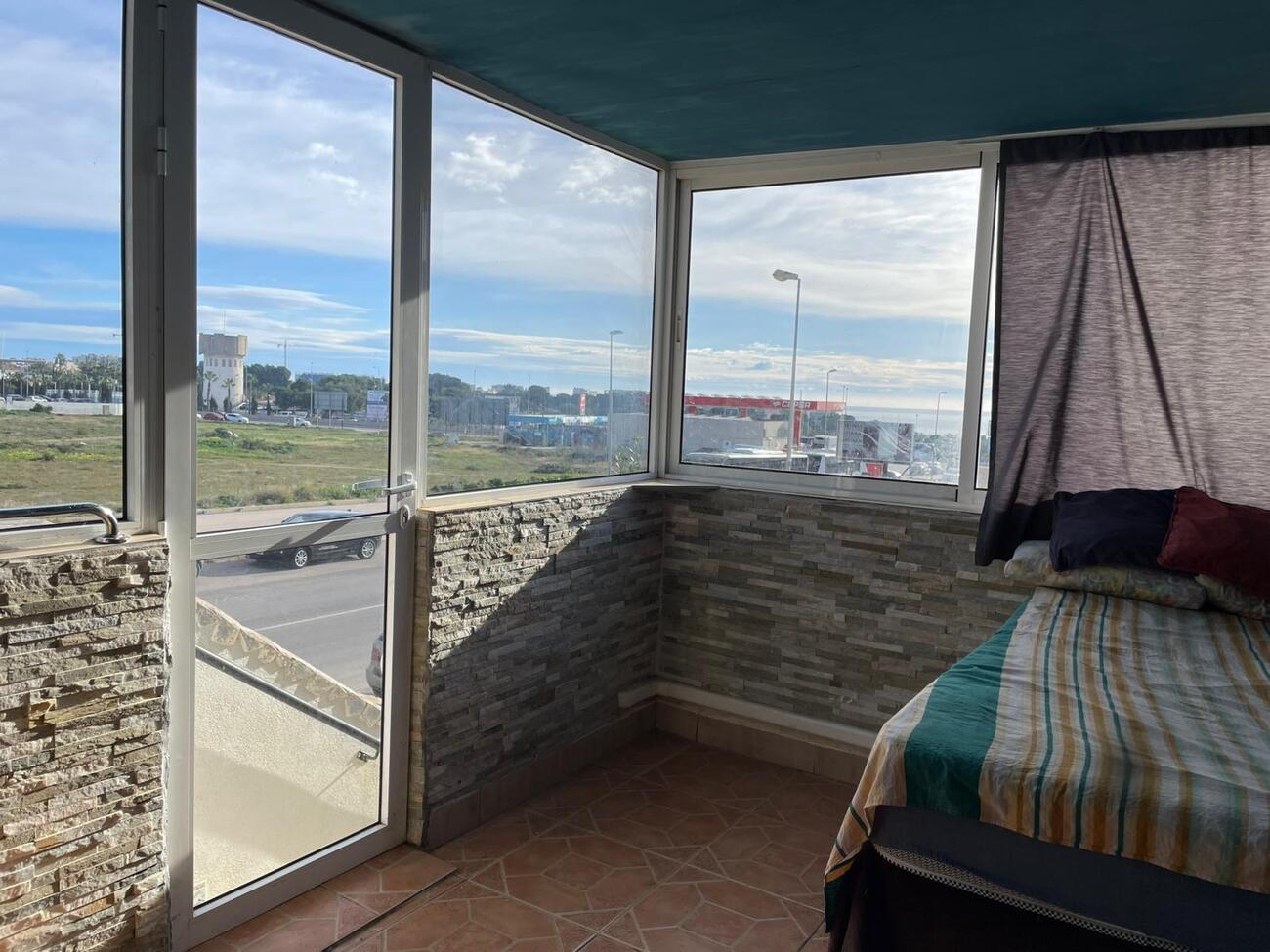 For sale - 2 Bedroom 1 Bathroom Quad House in Orihuela Costa - Punta Prima  - Alicante