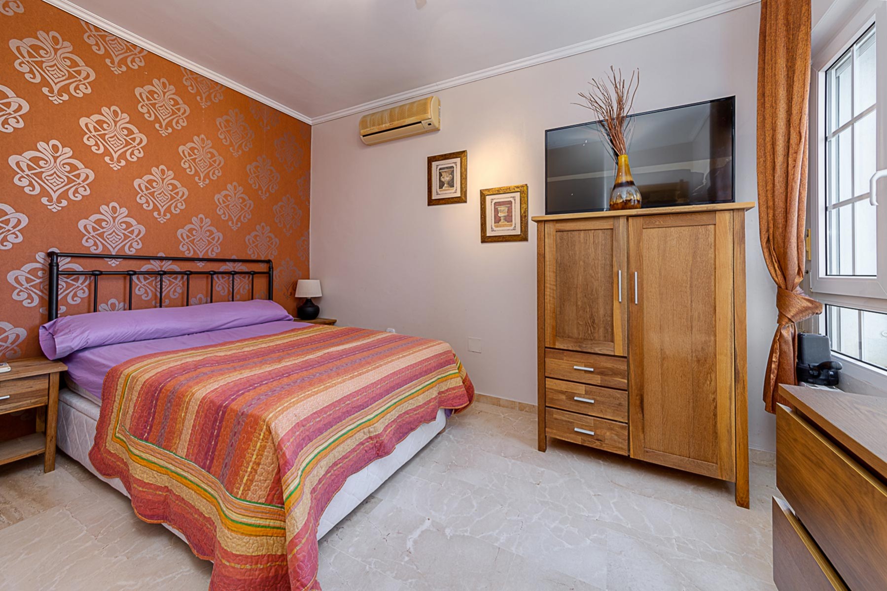 For sale - 3 Bedroom 1 Bathroom Villa in Orihuela Costa - Costa Blanca  - Alicante