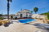 27-65-202-11-576/75408, 3 Bedroom 1 Bathroom Villa in Orihuela Costa