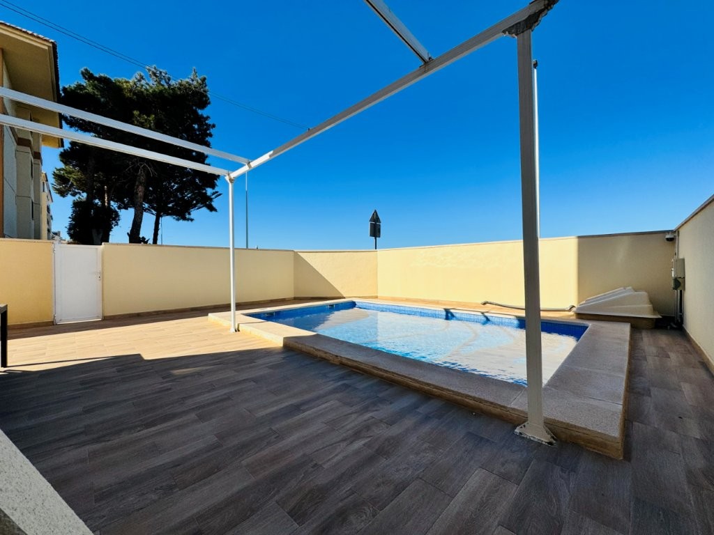 For sale - 2 Bedroom 1 Bathroom Apartment in La Mata - Costa Blanca  - Alicante