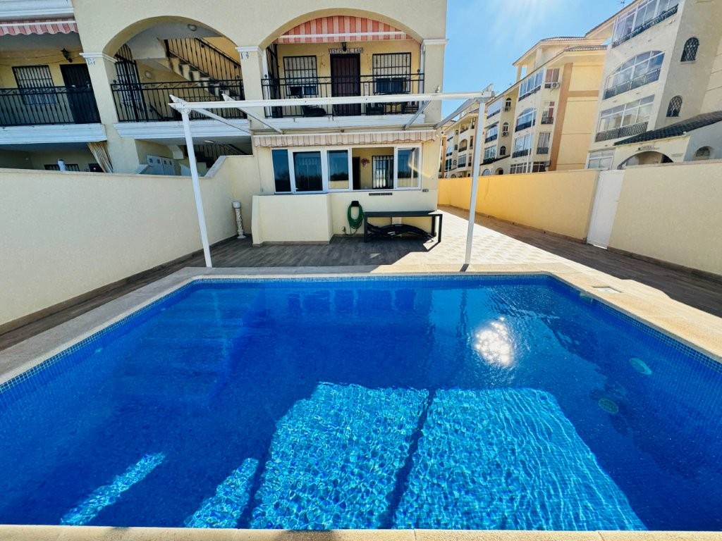 For sale - 2 Bedroom 1 Bathroom Apartment in La Mata - Costa Blanca  - Alicante