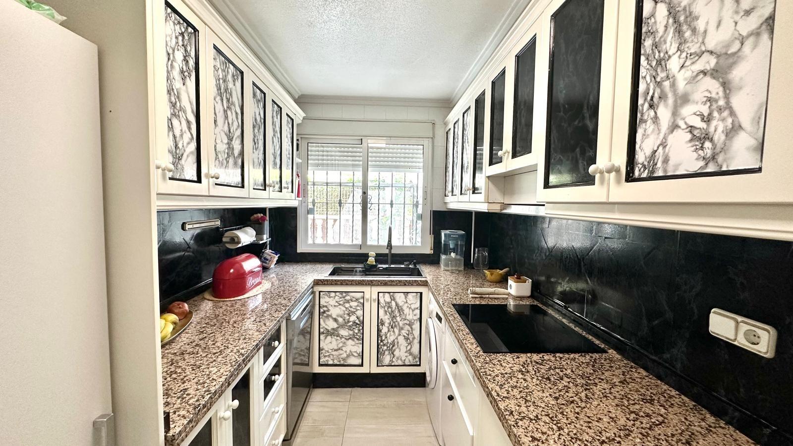 For sale - 3 Bedroom 3 Bathroom Villa in Orihuela Costa - La Regia  - Alicante