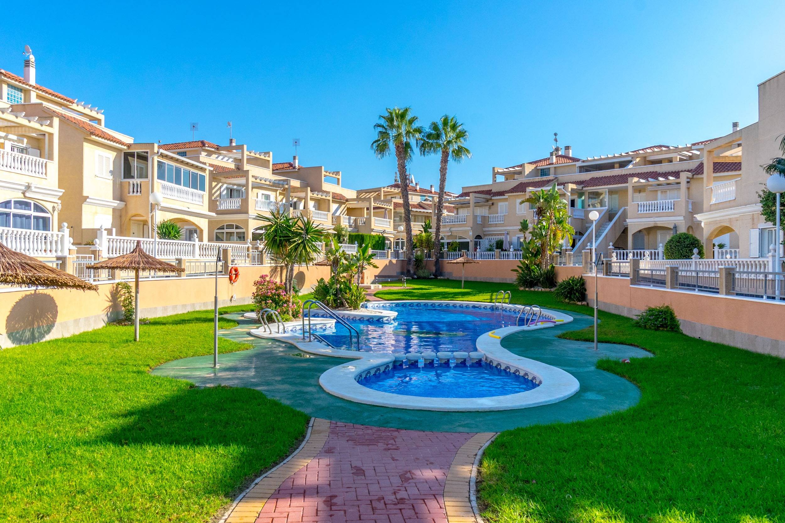 For sale - 2 Bedroom 2 Bathroom Duplex in Orihuela Costa - Playa Flamenca  - Alicante