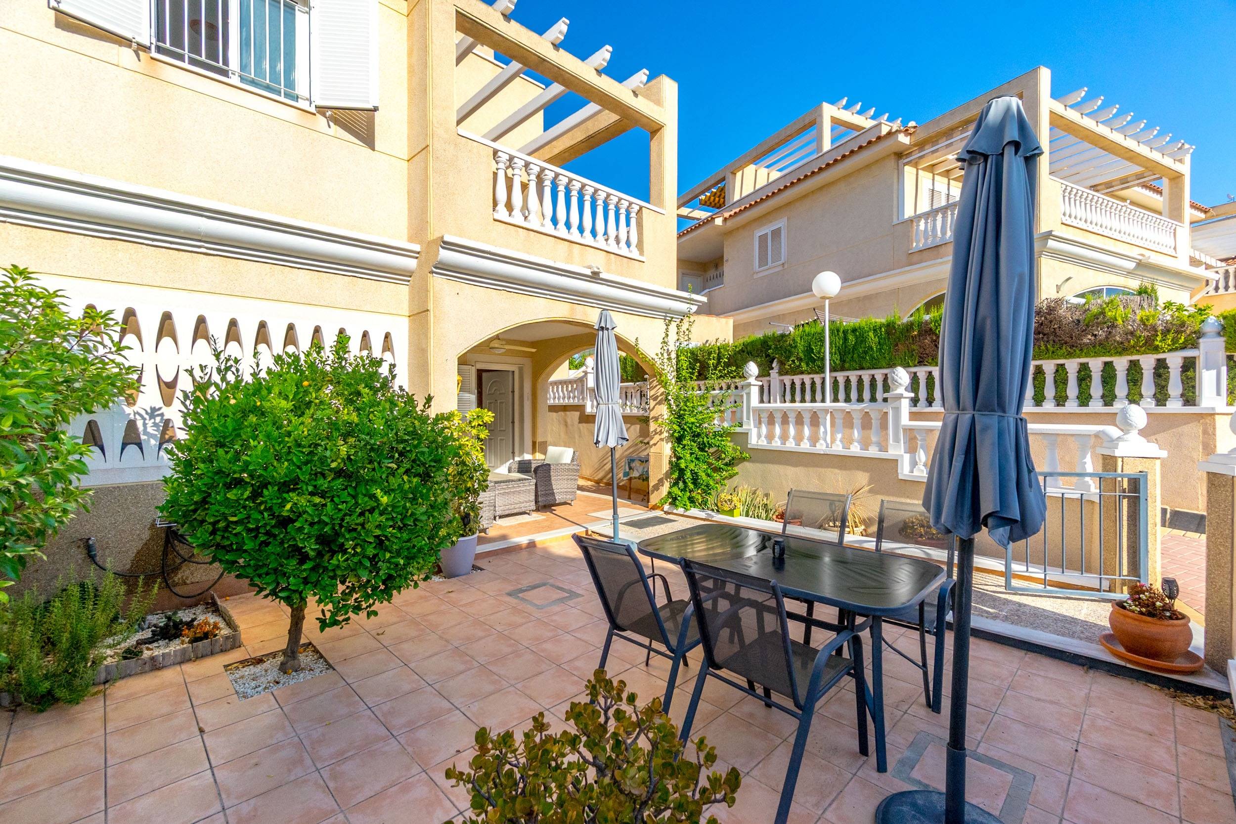 For sale - 2 Bedroom 2 Bathroom Duplex in Orihuela Costa - Playa Flamenca  - Alicante