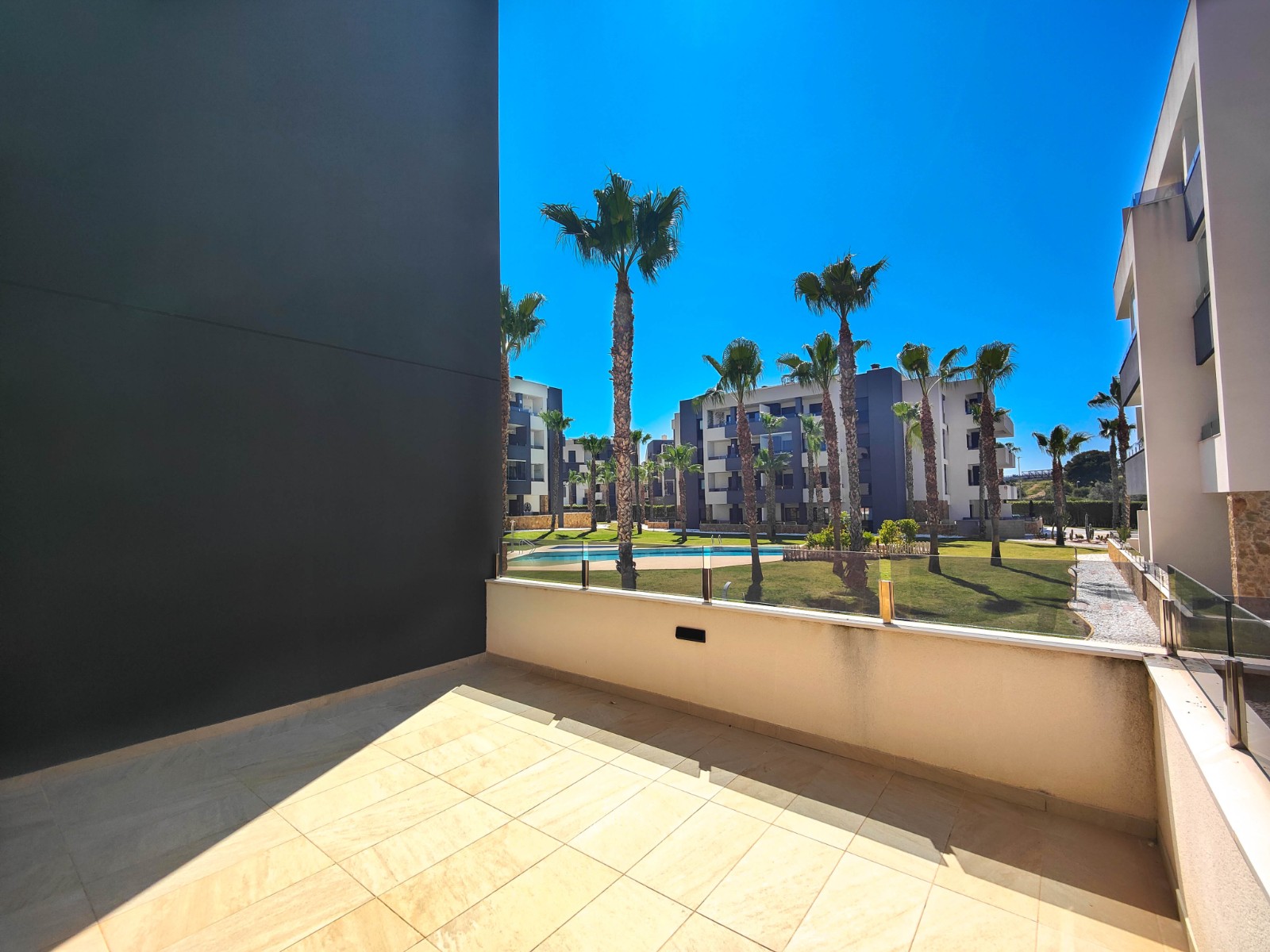 For sale - 2 Bedroom 2 Bathroom Apartment in Orihuela Costa - Costa Blanca  - Alicante