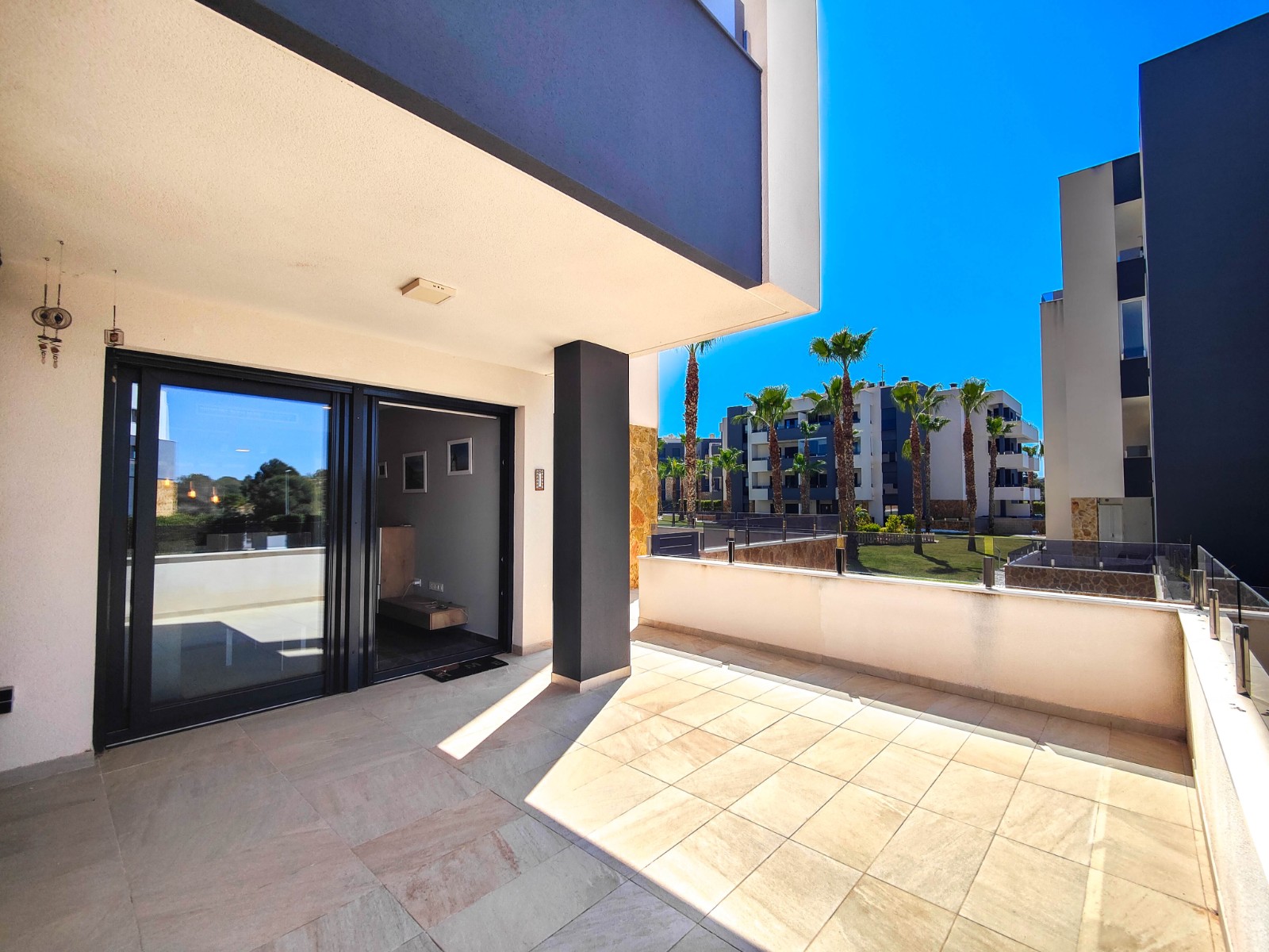For sale - 2 Bedroom 2 Bathroom Apartment in Orihuela Costa - Costa Blanca  - Alicante