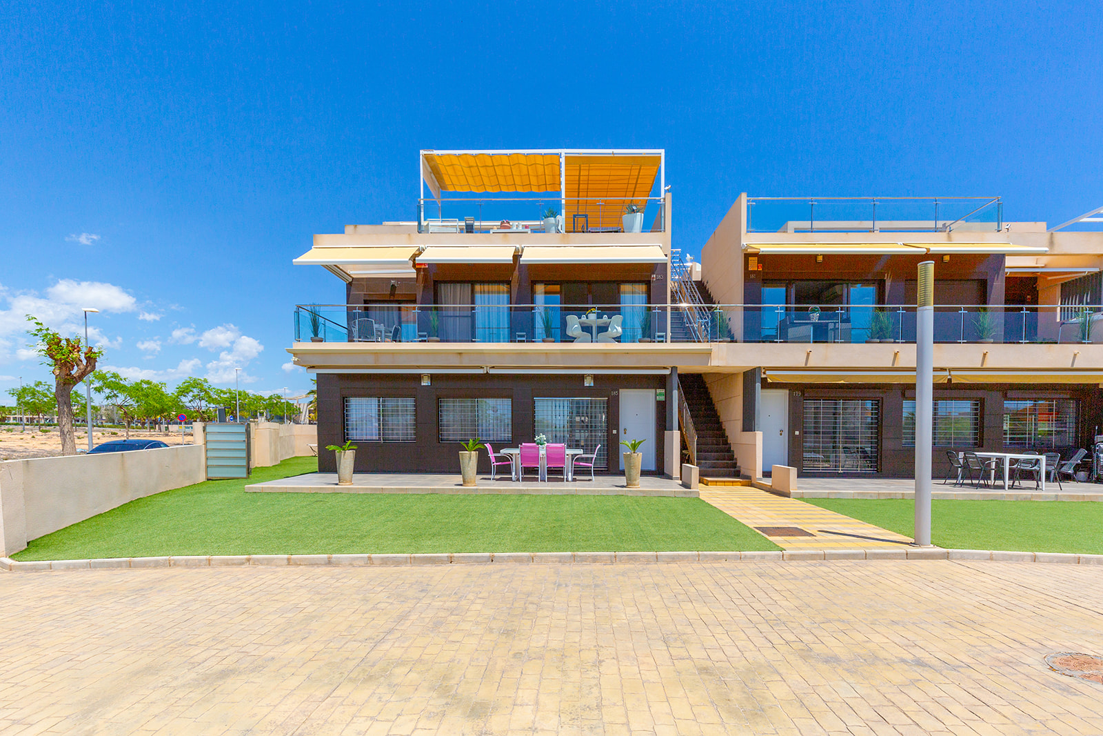 For sale - 4 Bedroom 3 Bathroom Apartment in Pilar de la Horadada - Torre de la Horadada  - Alicante