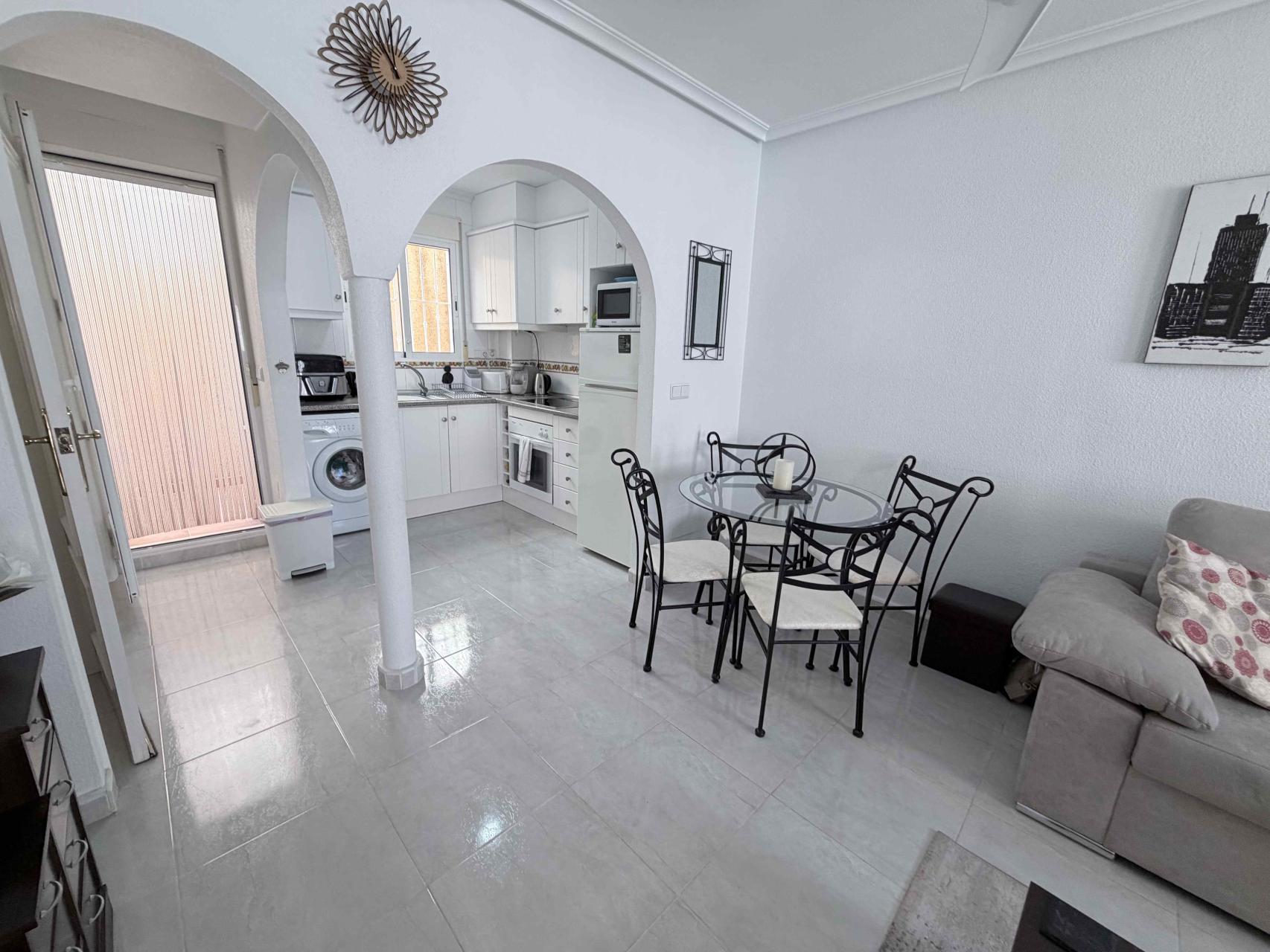 For sale - 3 Bedroom 3 Bathroom Town House in Orihuela Costa - Costa Blanca  - Alicante