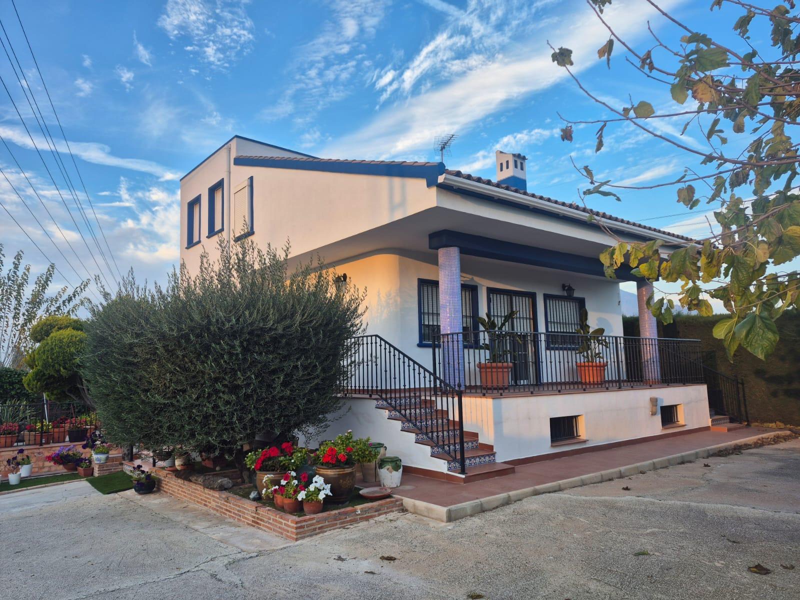 For sale - 3 Bedroom 2 Bathroom Finca in Orihuela - Casco Histórico  - Alicante