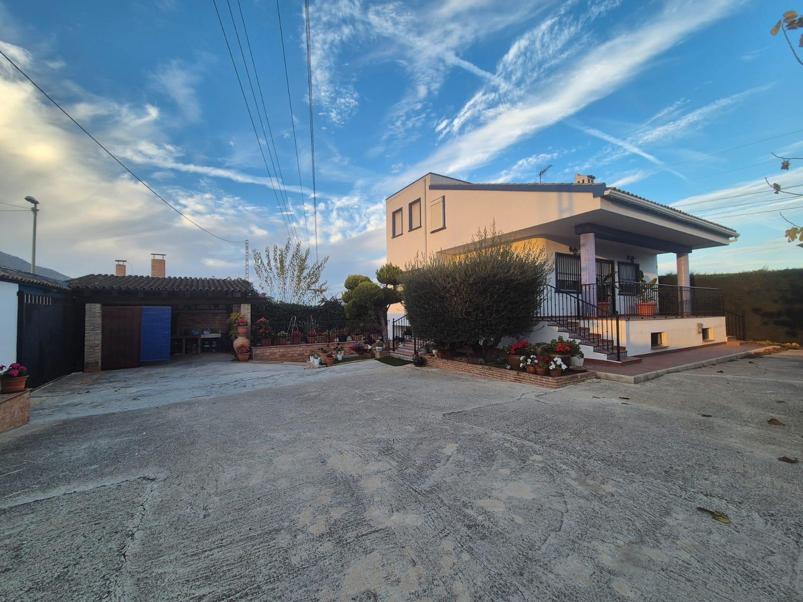 For sale - 3 Bedroom 2 Bathroom Finca in Orihuela - Casco Histórico  - Alicante