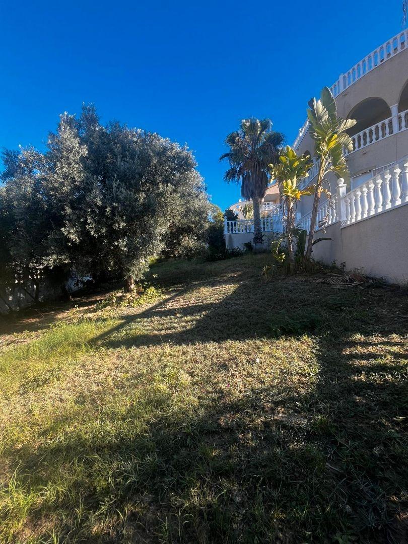 For sale - 7 Bedroom 3 Bathroom Villa in Rojales - La Marquesa  - Alicante