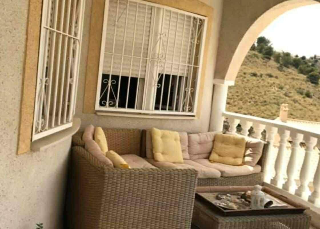 For sale - 7 Bedroom 3 Bathroom Villa in Rojales - La Marquesa  - Alicante