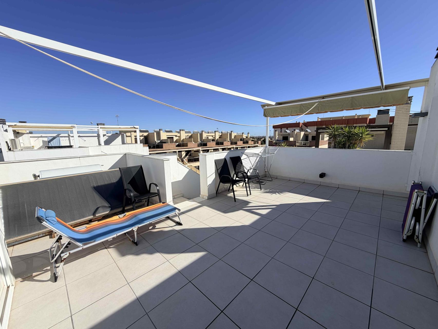 For sale - 3 Bedroom 2 Bathroom Town House in Cabo Roig - Costa Blanca  - Alicante