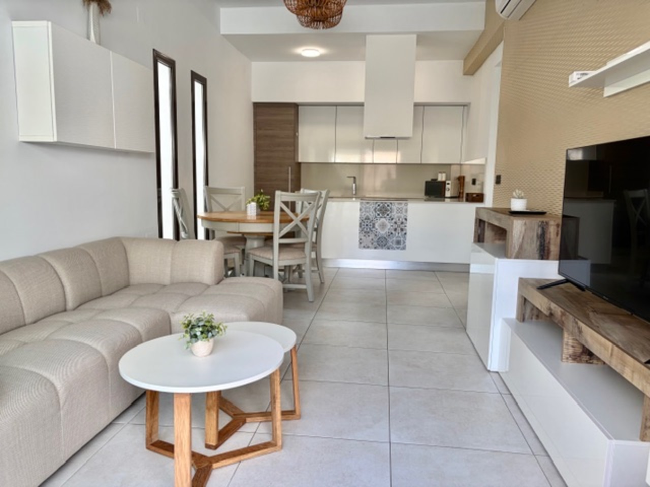 For sale - 3 Bedroom 2 Bathroom Villa in Cabo Roig - Costa Blanca  - Alicante