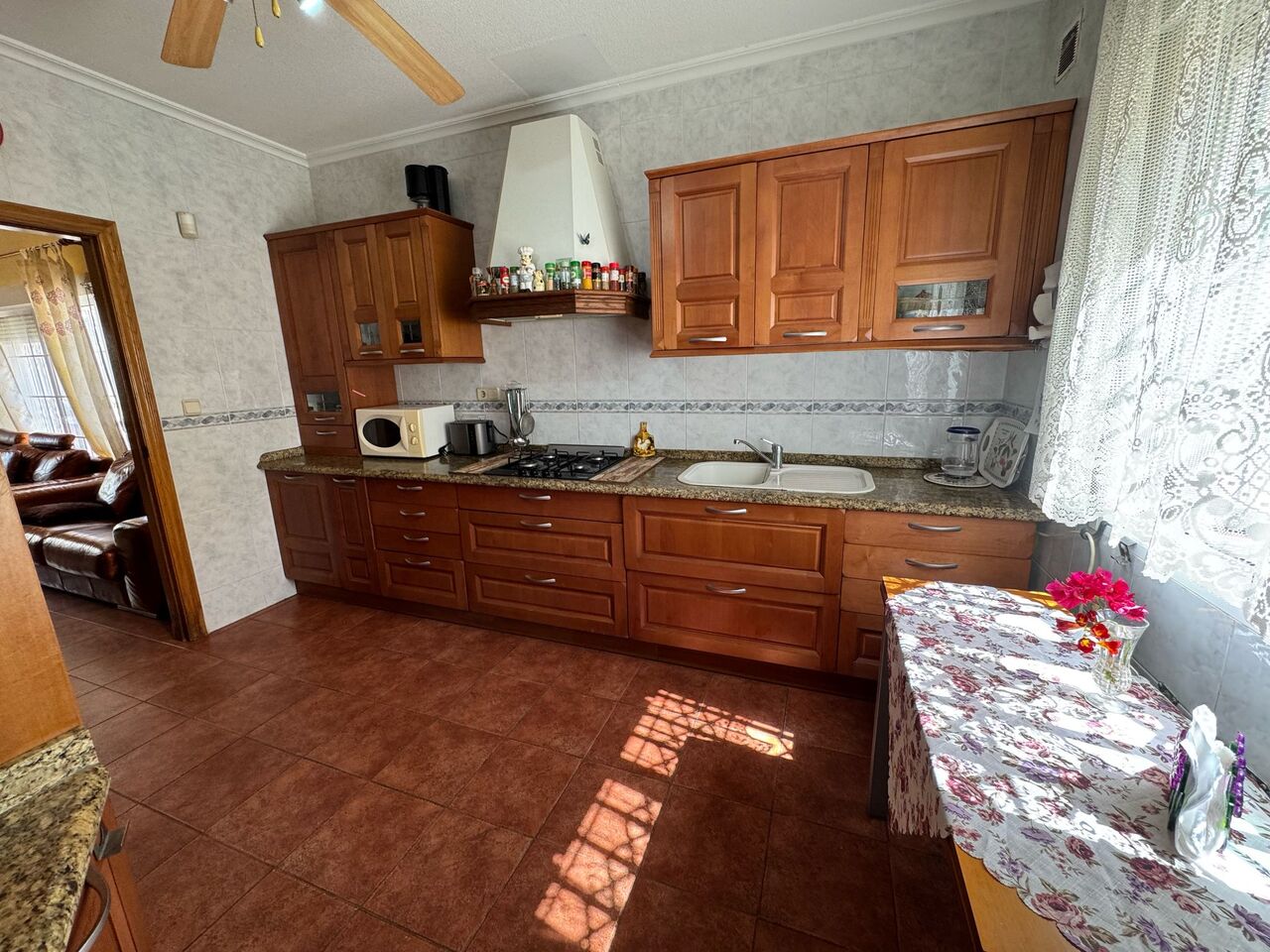 For sale - 4 Bedroom 3 Bathroom Villa in Playa Flamenca - Costa Blanca  - Alicante