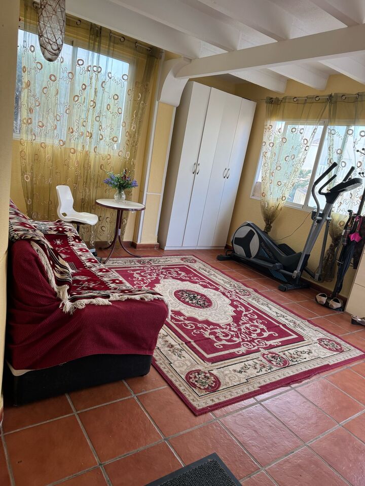 For sale - 4 Bedroom 3 Bathroom Villa in Playa Flamenca - Costa Blanca  - Alicante