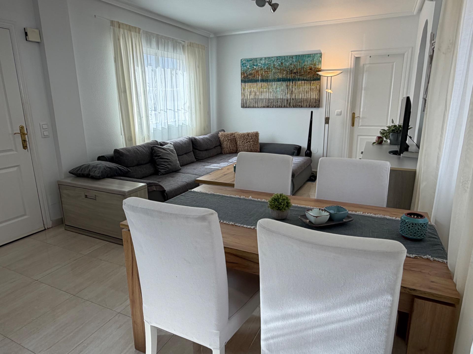 For sale - 2 Bedroom 2 Bathroom Semi Detached in Ciudad Quesada - Pueblo  - Alicante