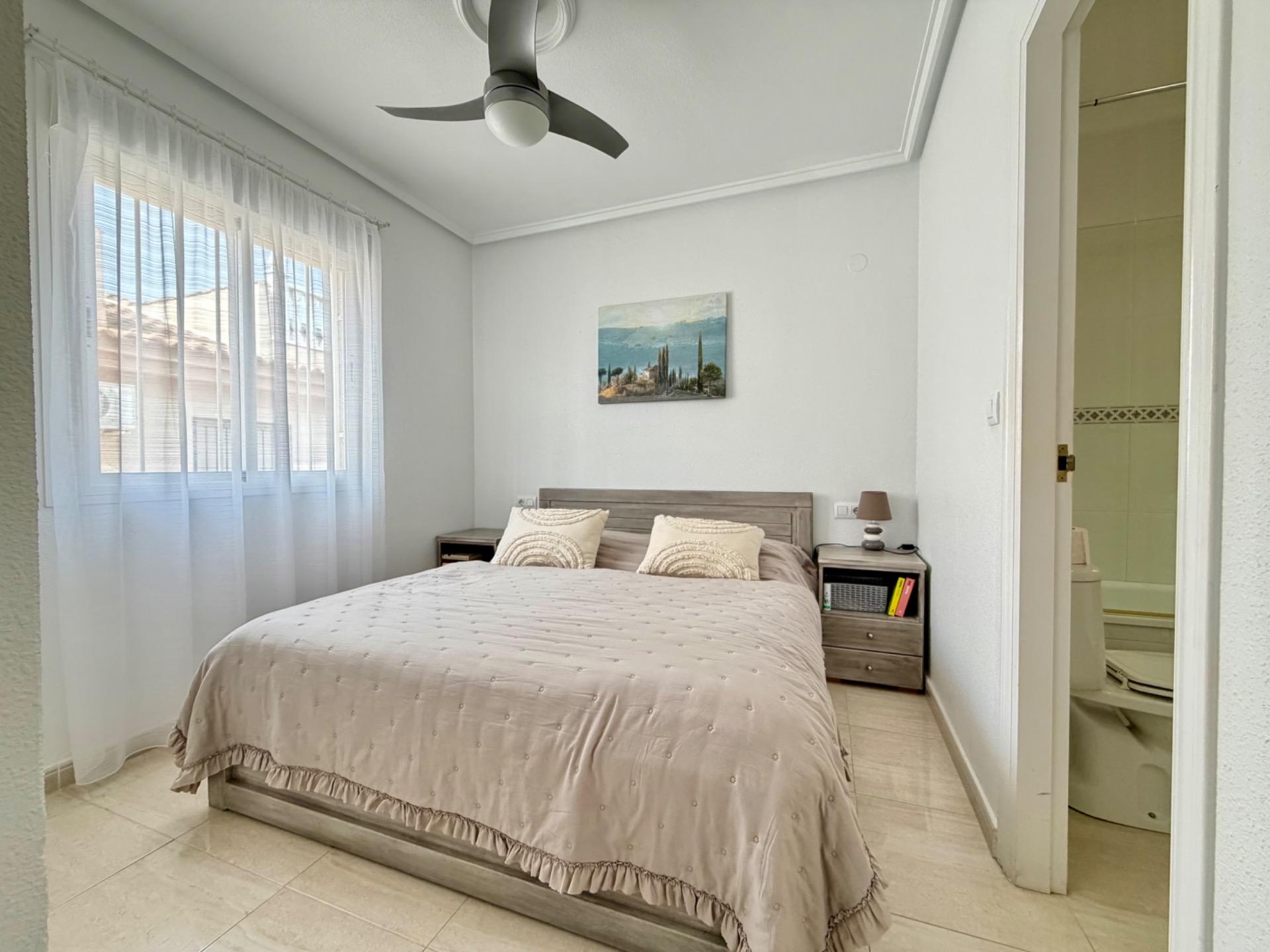 For sale - 2 Bedroom 2 Bathroom Semi Detached in Ciudad Quesada - Pueblo  - Alicante