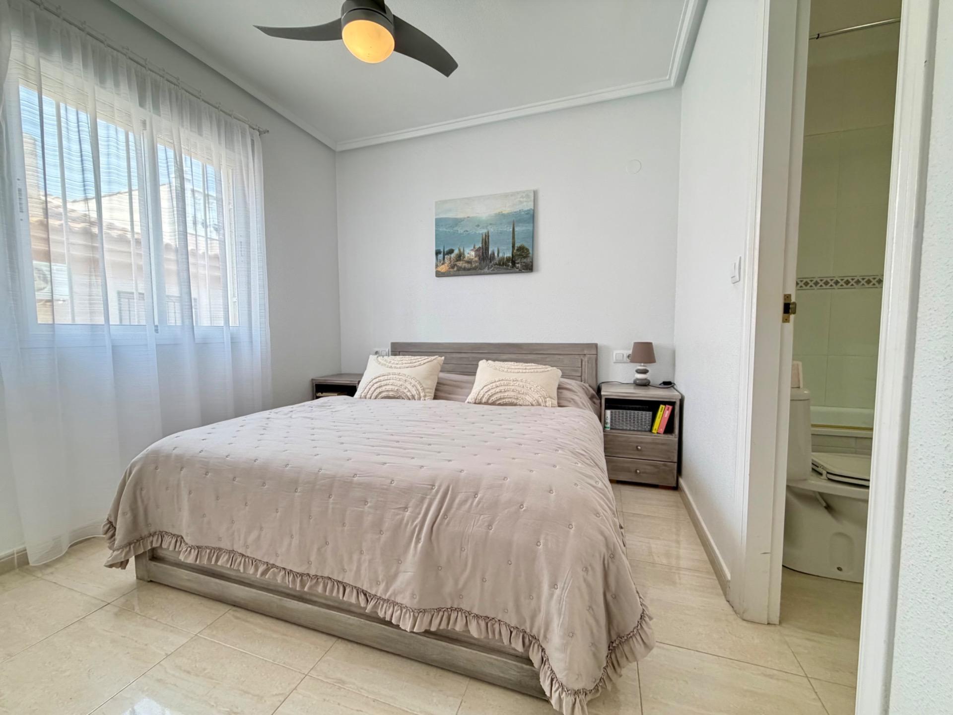 For sale - 2 Bedroom 2 Bathroom Semi Detached in Ciudad Quesada - Pueblo  - Alicante