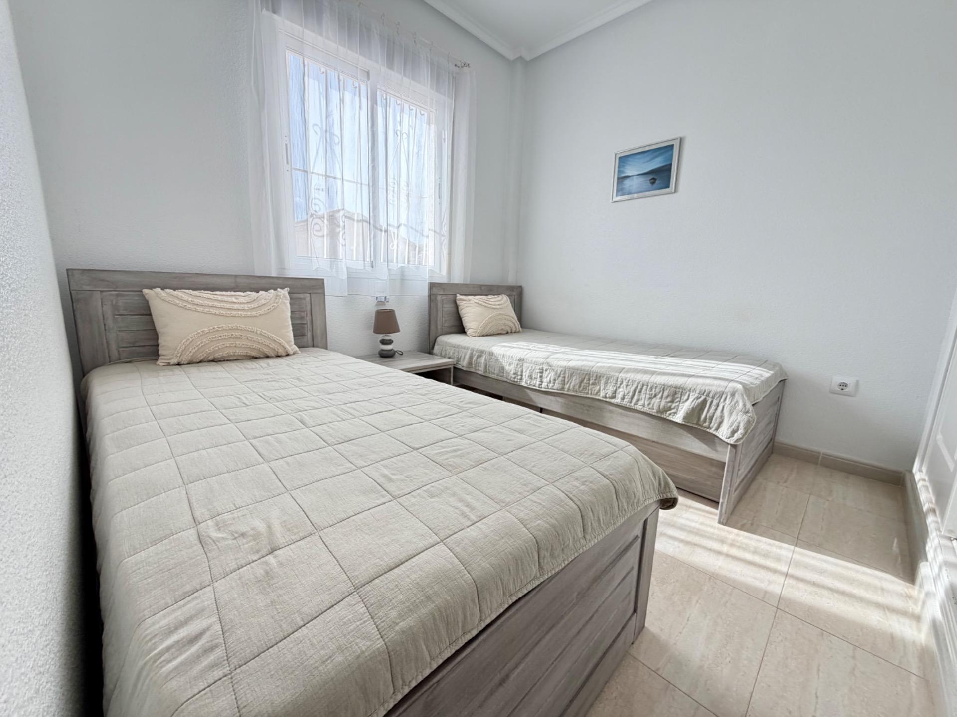 For sale - 2 Bedroom 2 Bathroom Semi Detached in Ciudad Quesada - Pueblo  - Alicante