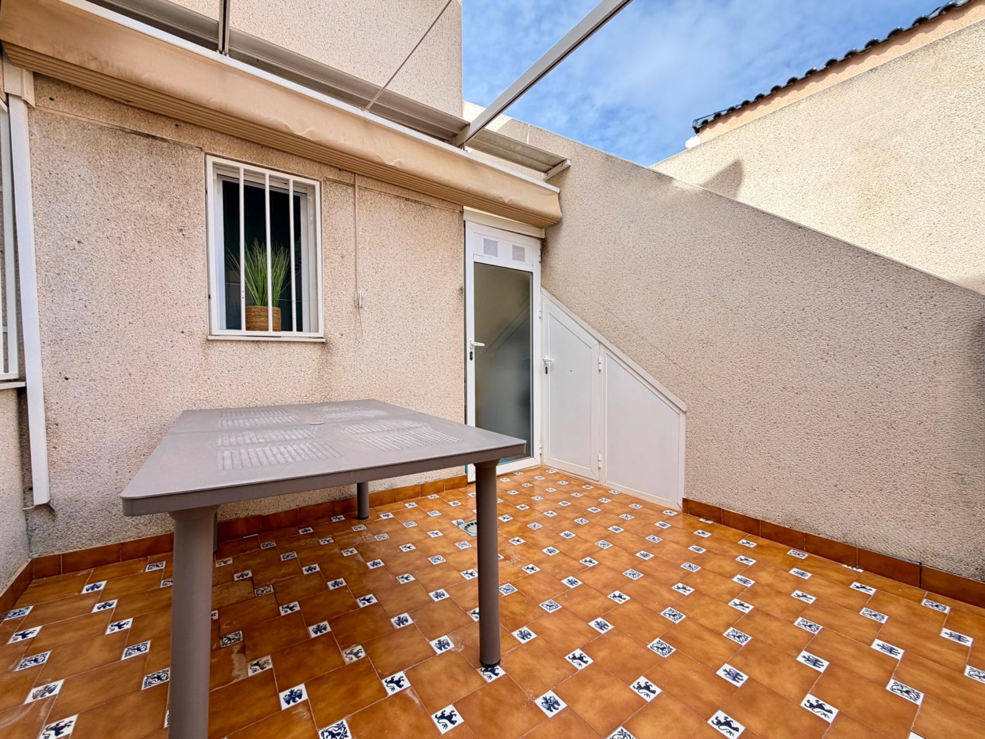 For sale - 2 Bedroom 2 Bathroom Semi Detached in Ciudad Quesada - Pueblo  - Alicante