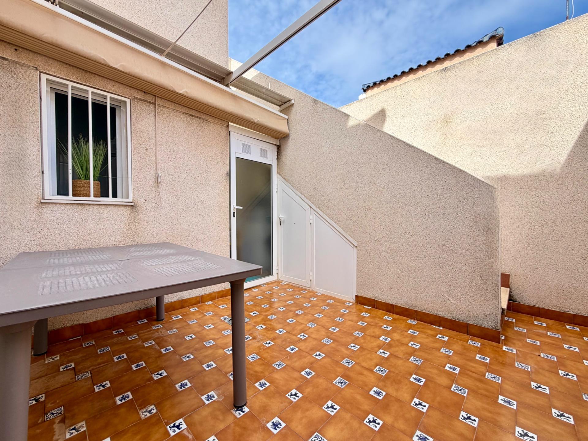 For sale - 2 Bedroom 2 Bathroom Semi Detached in Ciudad Quesada - Pueblo  - Alicante