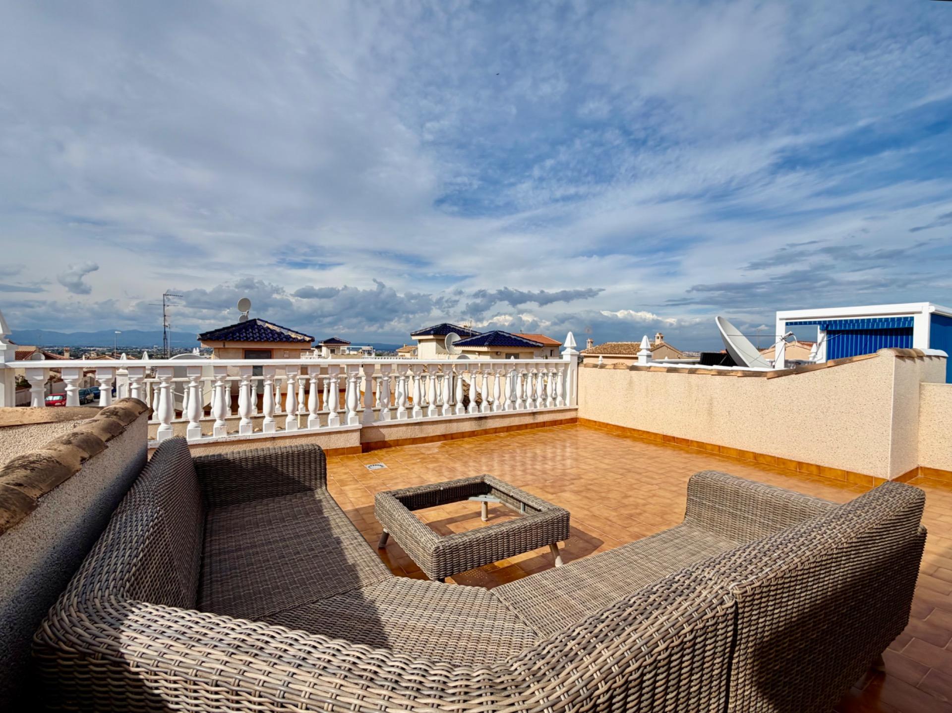 For sale - 2 Bedroom 2 Bathroom Semi Detached in Ciudad Quesada - Pueblo  - Alicante